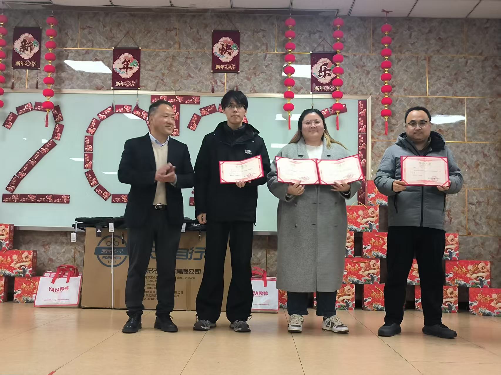 ທັງລະບົບຕ່ອງໂສ້ເທກໂນໂລຍີຖືກິລາຕອບສະຫນອງ: ຈິດໃຈຂອງທີມງານ, ສ້າງວັດທະນະທໍາຂອງບໍລິສັດໃນທາງບວກ